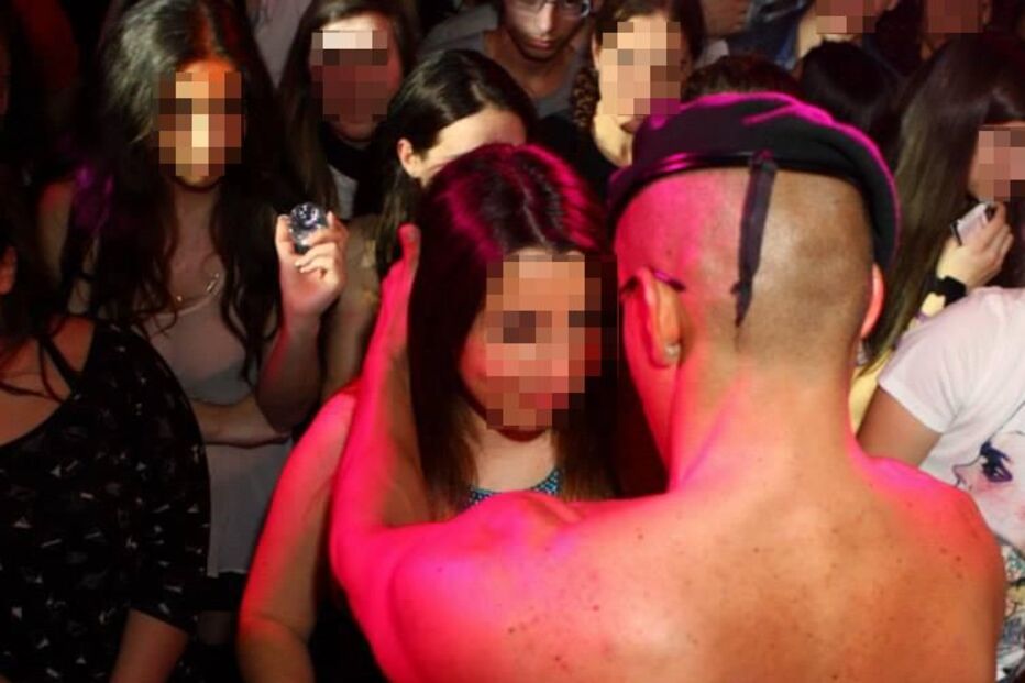 02-10-2014_15_49_11 strip+er.jpg