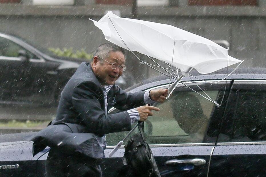 tufão, Japão, Phanfone 