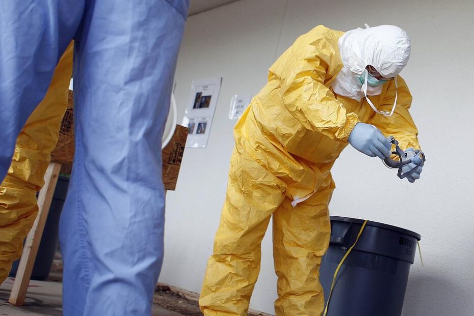 Ébola, doente, infetado