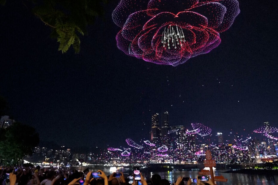 Espetáculo de luzes com 11 mil drones entra para o Guinness