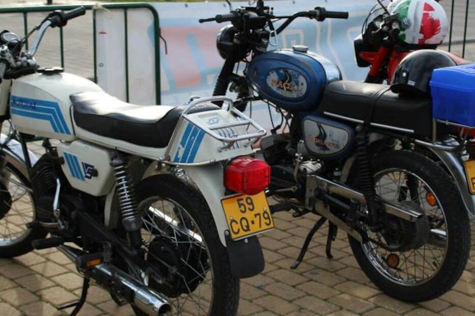 motos, antigas, motorizadas, clássicas