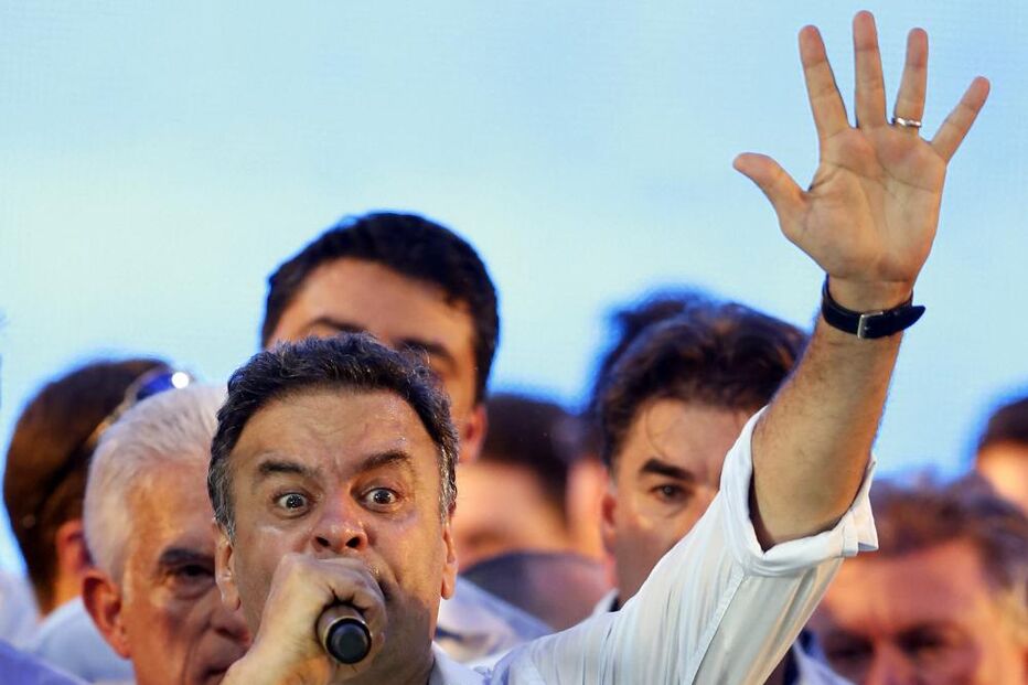 14-10-2014_22_41_45 31 Aécio.jpg