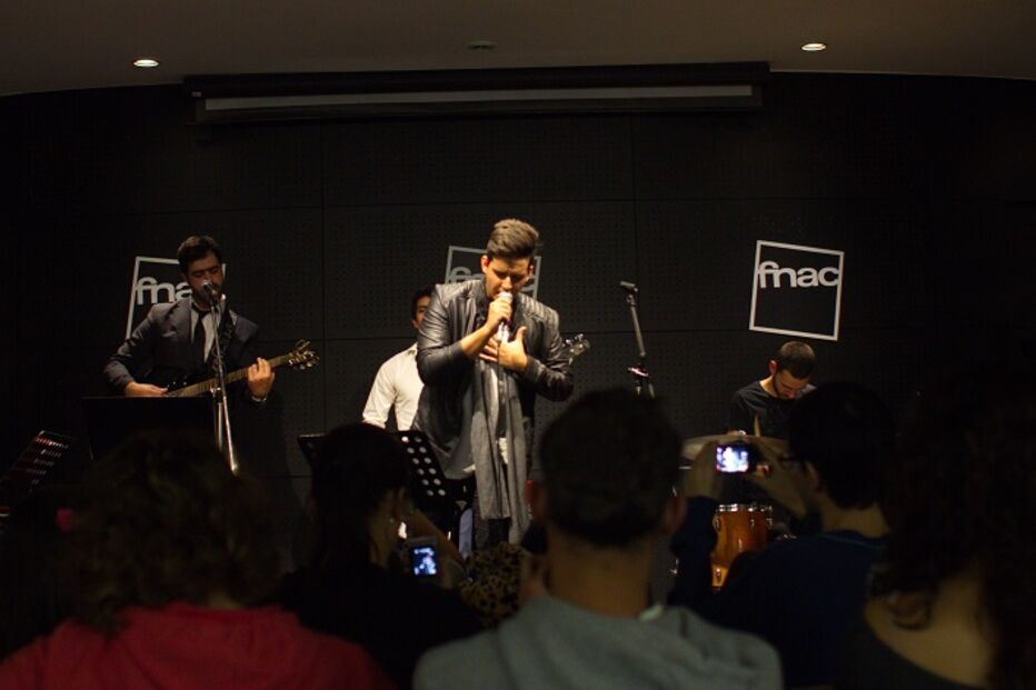 Pedro Madeira, cantor, música