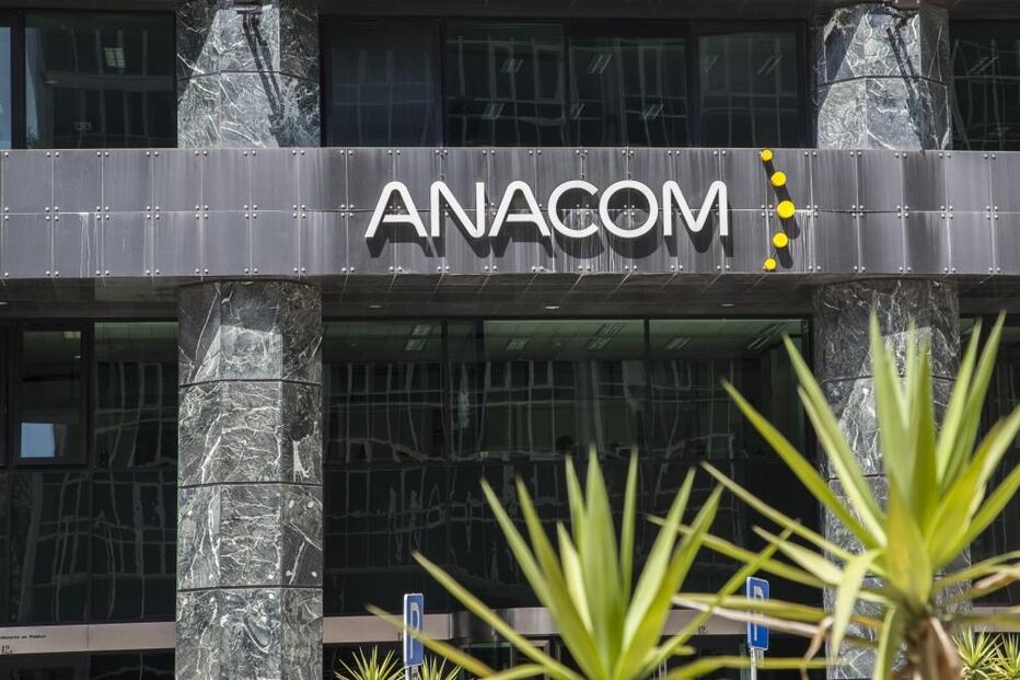 Anacom, vodafone