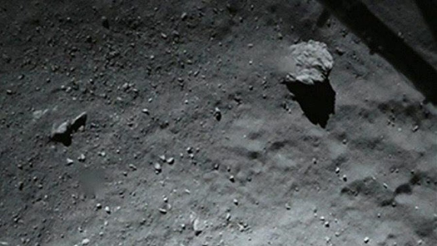 Fotografia da superfície do cometa 67P/Churyumov-Gerasimenko (67p)