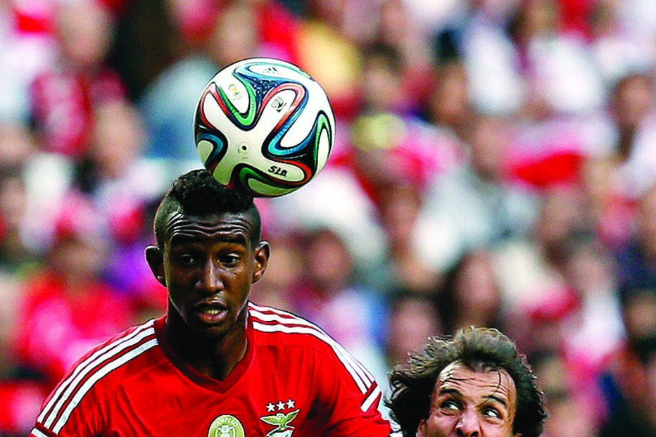 01-11-2014_23_53_31 43 benfica.jpg