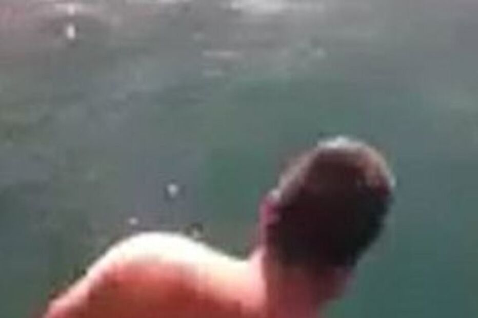 08-11-2014_21_11_23 33 ML tubarao.jpg