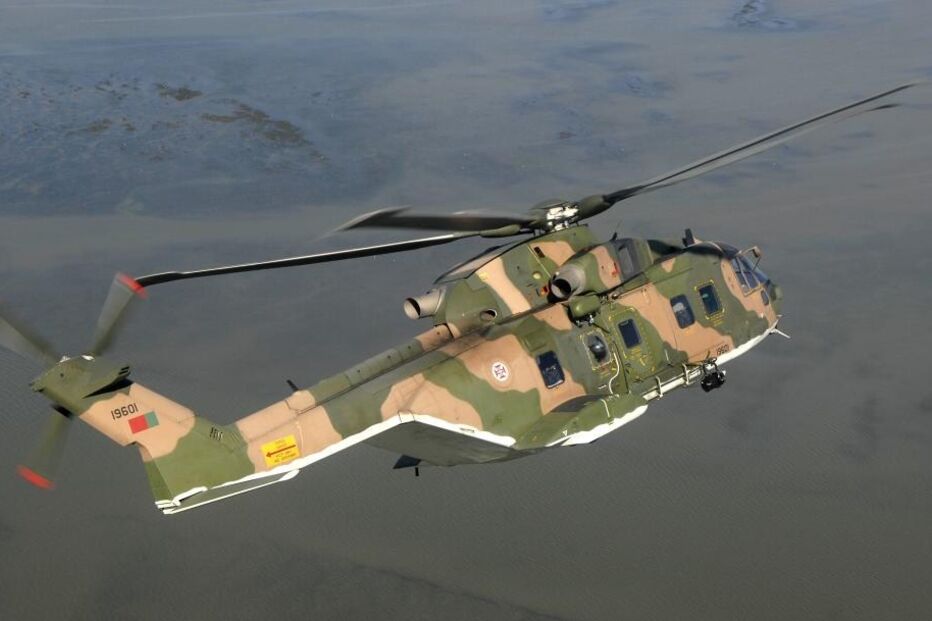 Helicóptero, Força Aérea Portuguesa, Merlin, salvamento, busca
