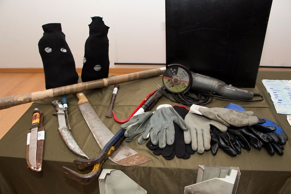 11-11-2014_23_19_15 13 gang tabaco.jpg