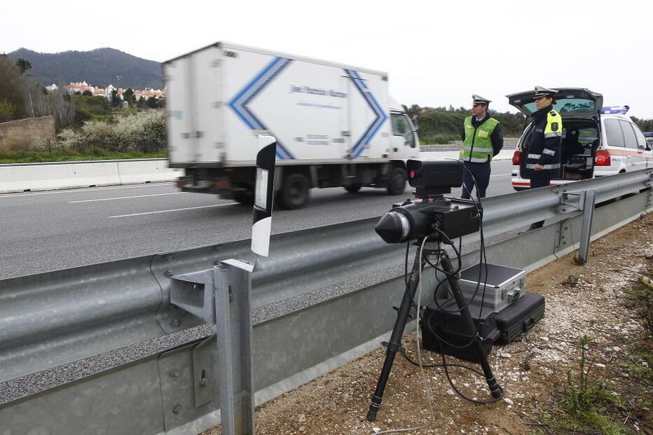 GNR, radar fixo, Brigada de Trânsito, A16, operação Mercúrio