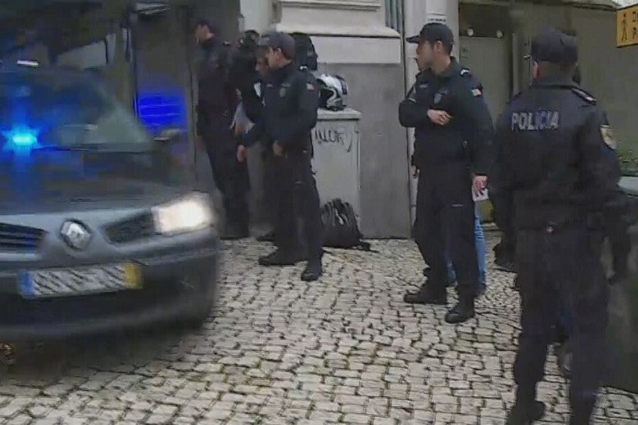 Detenção, Sócrates