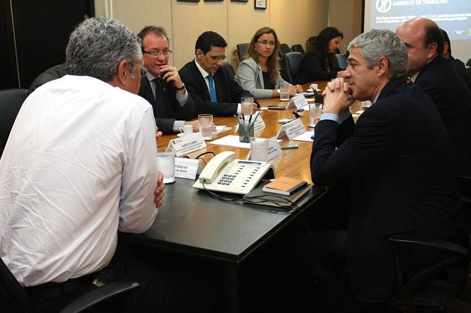 Octapharma, Sócrates, Reunião, 2013