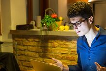 facebook, triste, computador