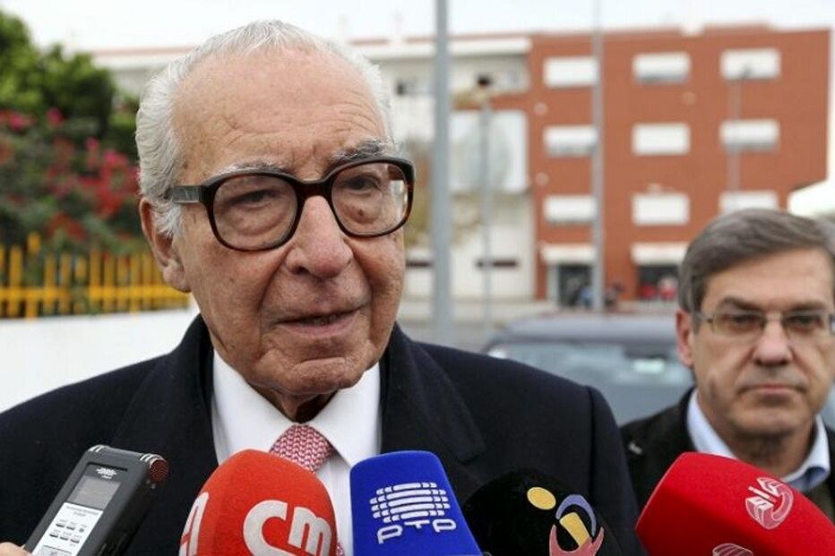 almeida santos, presidente honorário do ps, ex-líder do parlamento