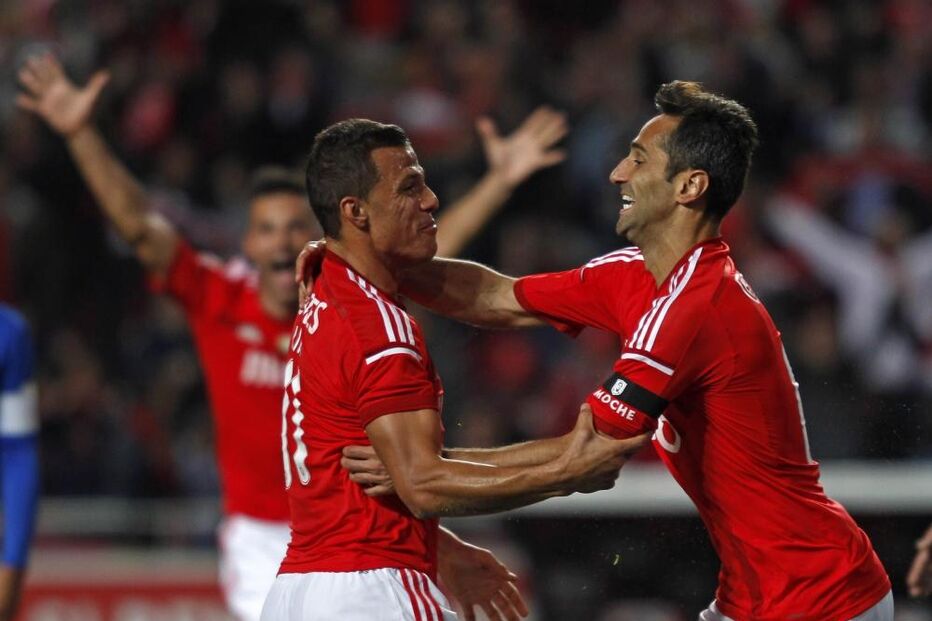 06-12-2014_19_09_55 Benf3 Reuters.JPG