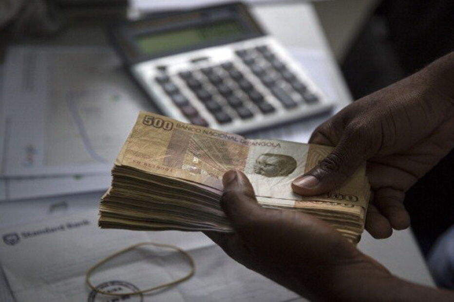 angola, dinheiro