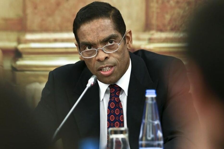 Álvaro Sobrinho, BES Portugal, Salgado