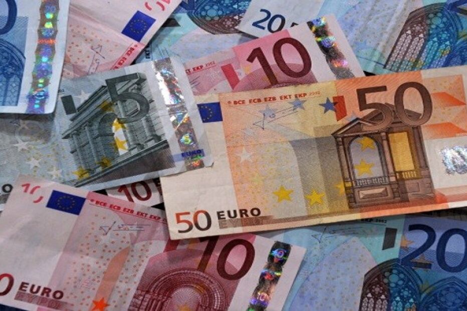 dinheiro, notas, euros