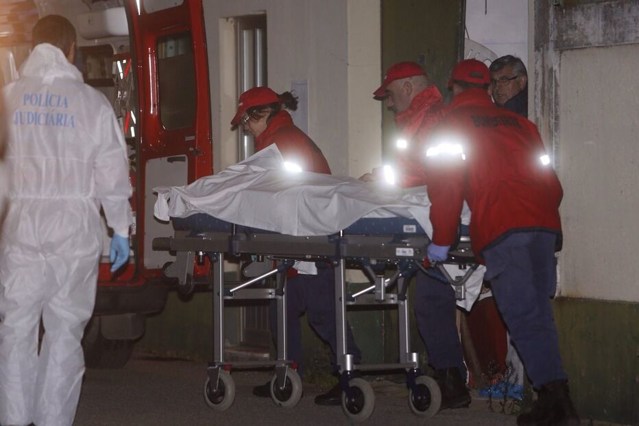 22-12-2014_00_57_57 10 morte aveiro.jpg