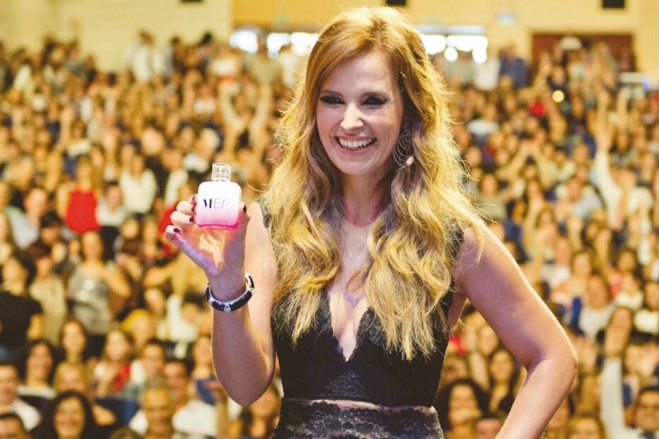 Cristina Ferreira, perfume, trabalho