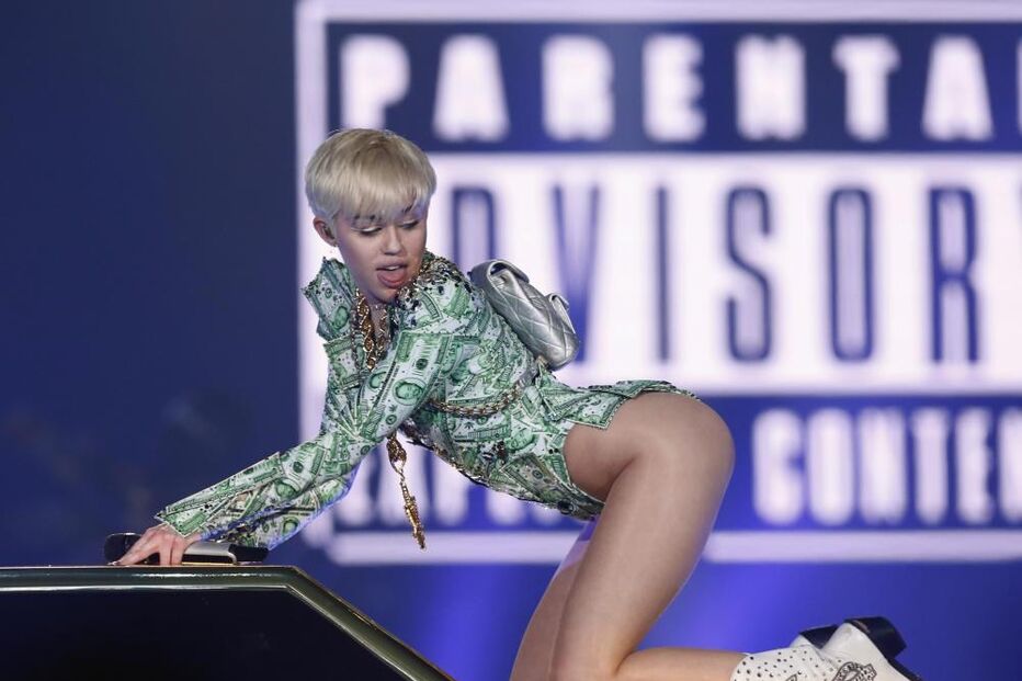 28-12-2014_18_33_00 mileycross.jpg