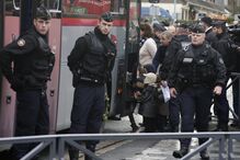 09-01-2015_17_09_50 policia crianças.JPG