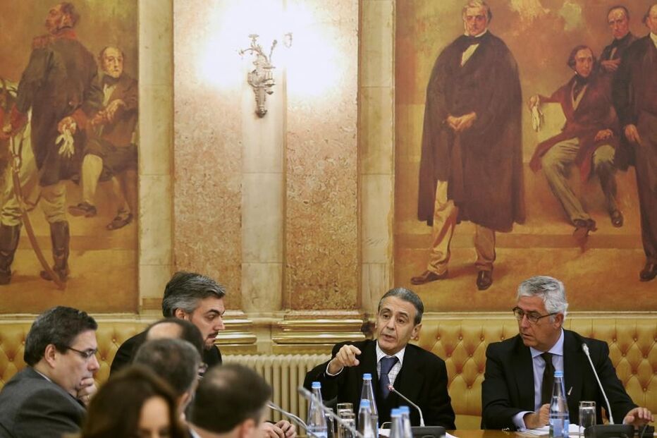 josé macedo pereira, bes, revisor oficial de contas