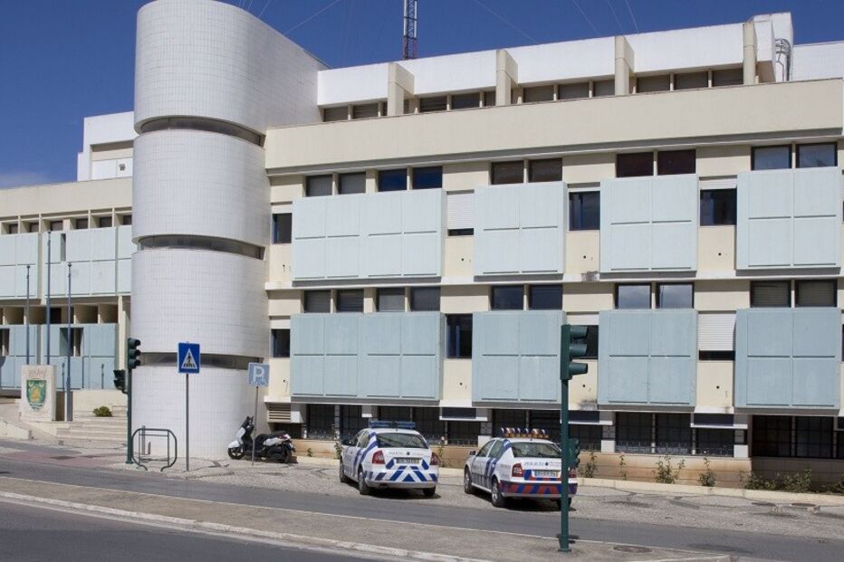 PSP, traficantes, casal, estrangiro, Portimãom cocaína, mulher, Lagos