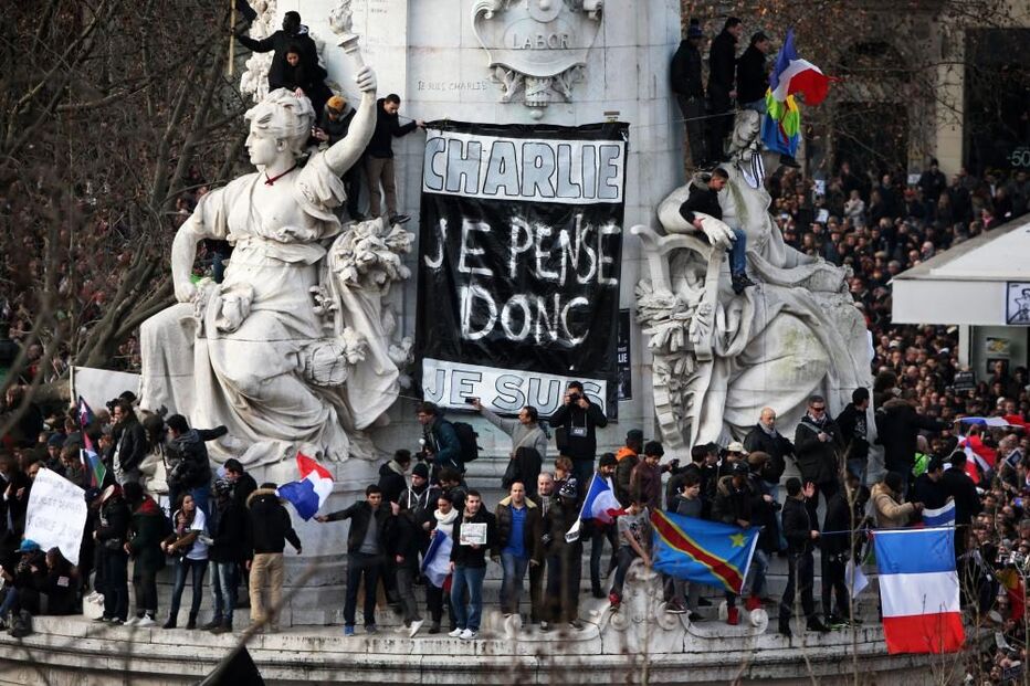 11-01-2015_18_37_39 Manif eu penso logo eu sou.JPG