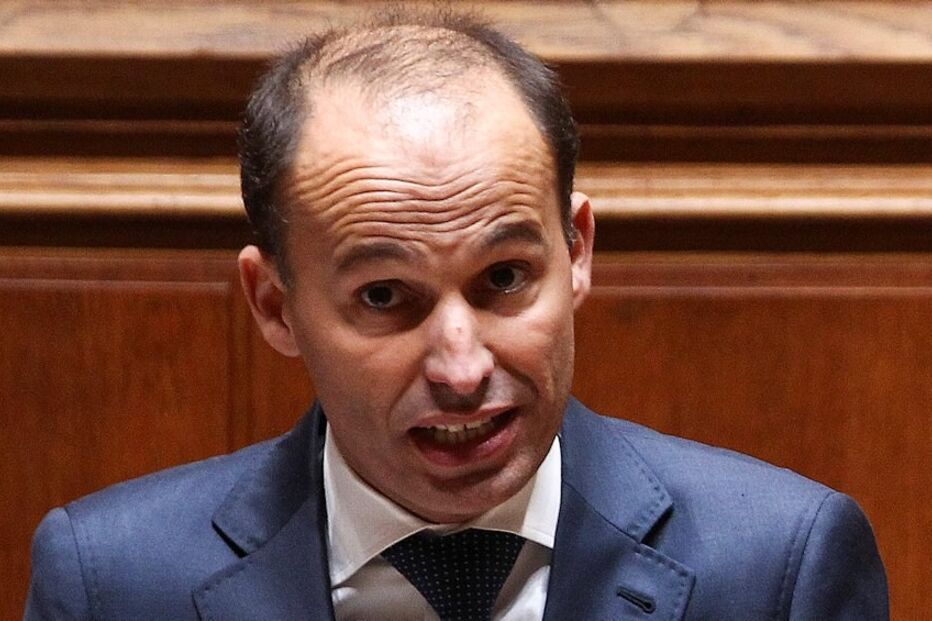 Dívida, pública, pedro, mota, soares