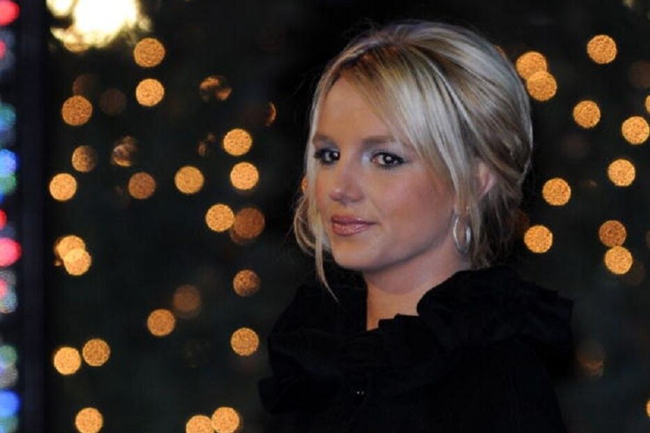 Britney Spears, míssil, Afeganistão