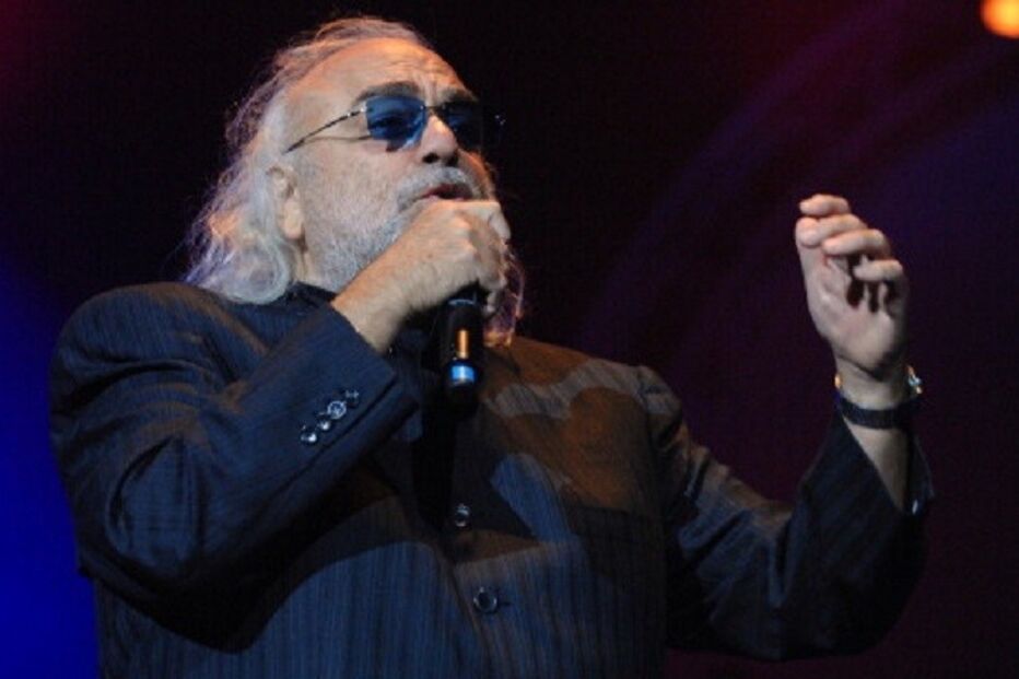 demis roussos, música, cantor grego