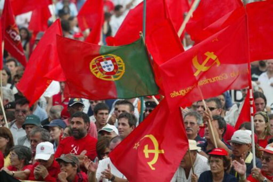 militantes, bandeiras, Partido Comunista, Atalaia, PCP