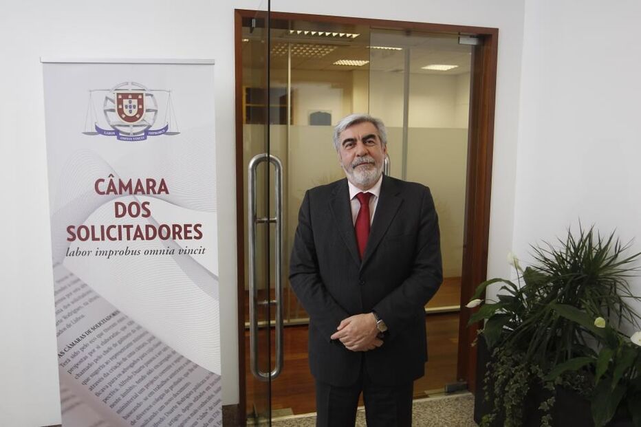 Solicitadores, josé carlos resende