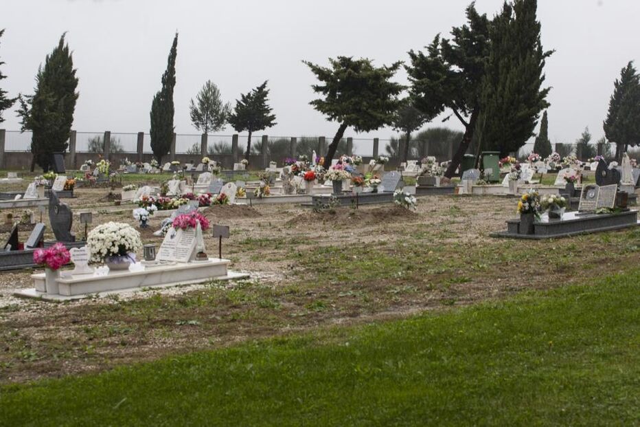 cemitério, Póvoa de Santa Iria, campas,