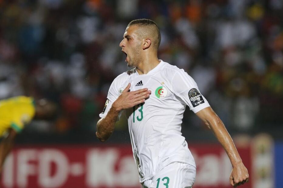 Islam Slimani, Argélia, futebol