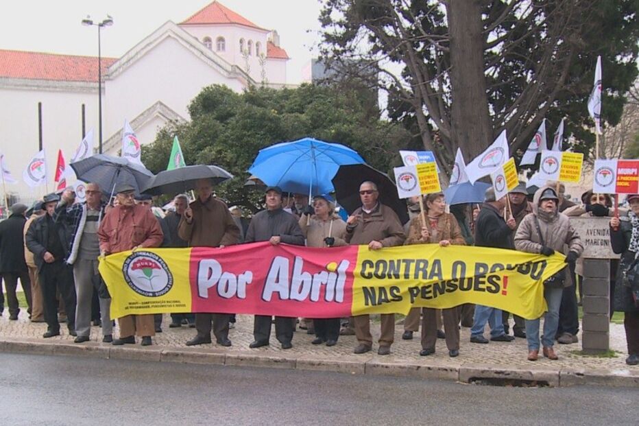 idosos, manifestação