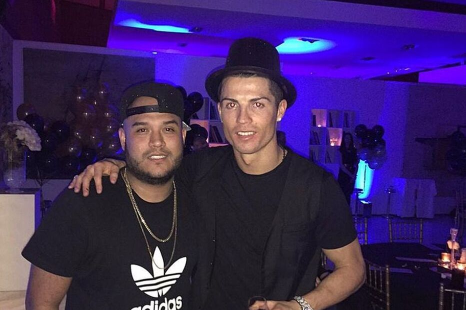 10-02-2015_19_51_18 1423384474_extras_albumes_0_980.jpg