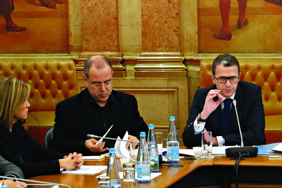 10-02-2015_22_35_02 40 limitações.jpg