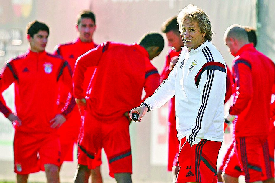 11-02-2015_00_20_51 32 benfas.jpg