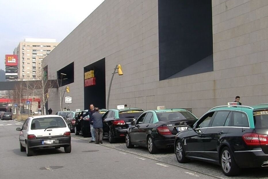 11-02-2015_23_12_29 10 braga taxista.jpg