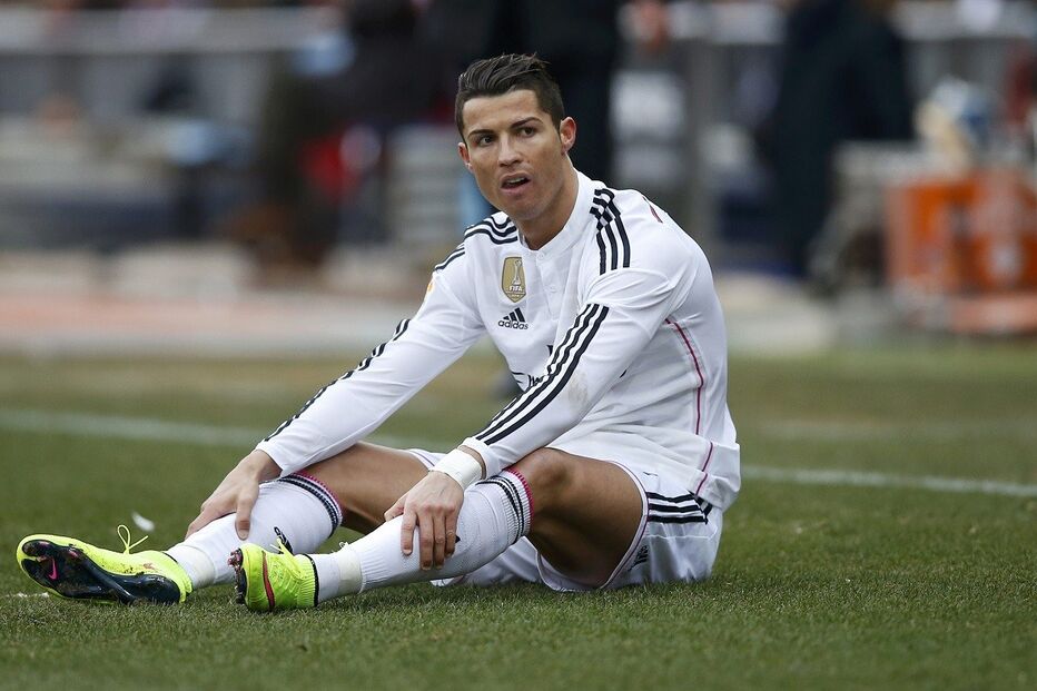 12-02-2015_22_44_53 29 ronaldo sair.jpg