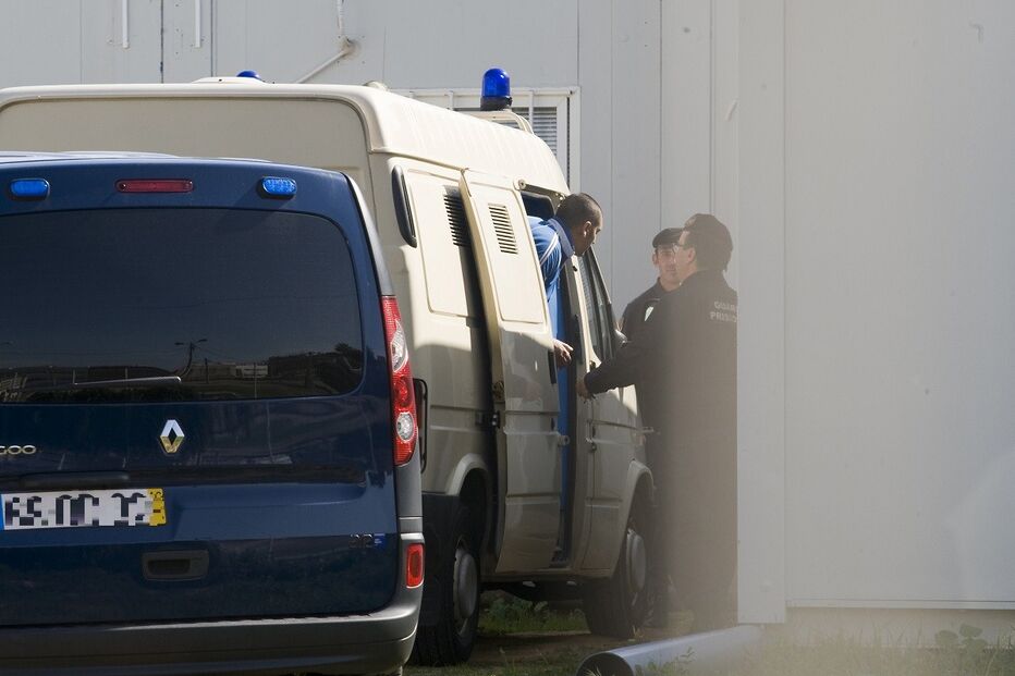 13-02-2015_01_43_17 11 ganga cafes.jpg