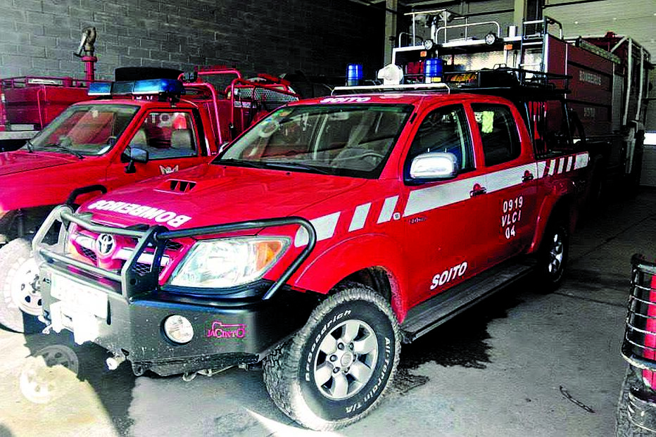 16-02-2015_00_15_10 12 bombeiros.jpg