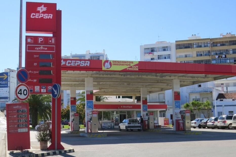 dupla, agrediu, bombeiros, PSP