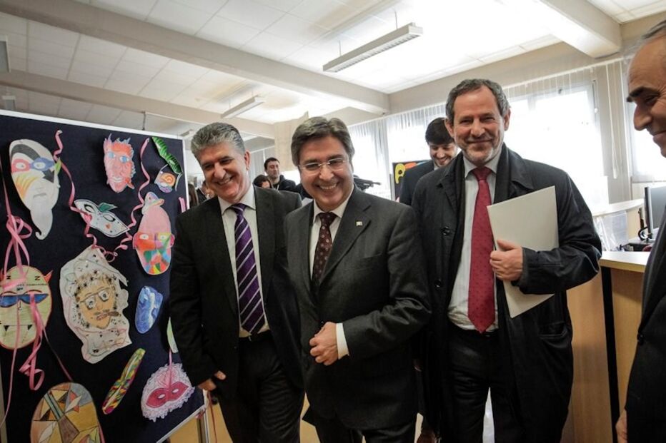 ex-delegados, impugnar, concursos