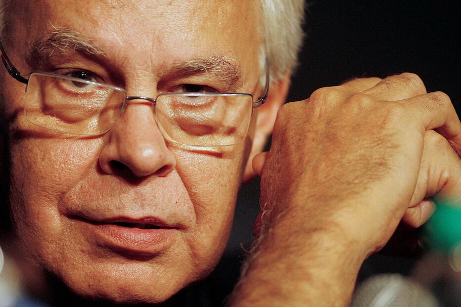 Felipe Gonzalez, PSOE