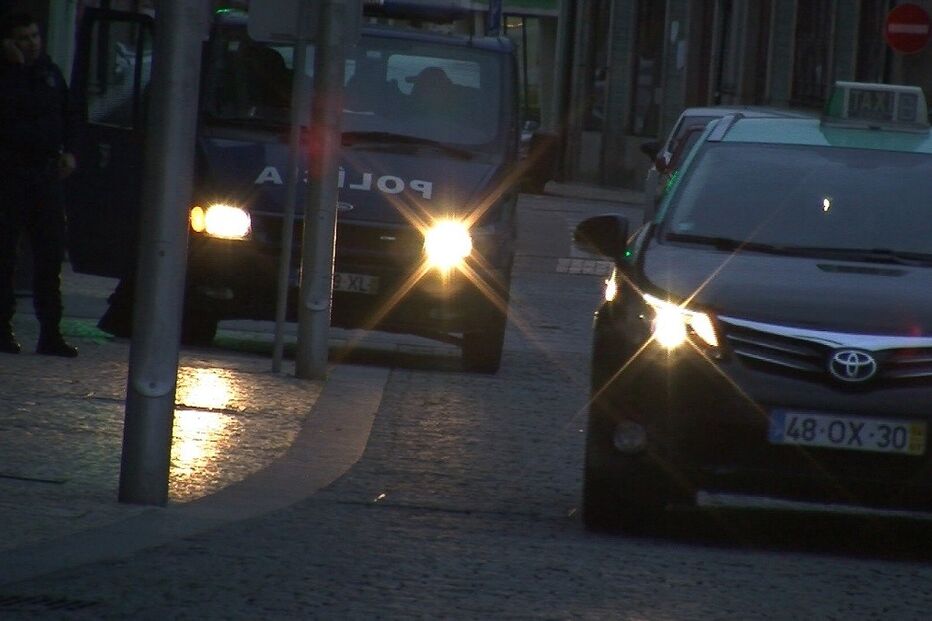 25-02-2015_00_46_34 10 ladrão assalto.jpg