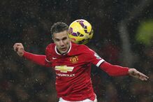 25-03-2015_19_32_55 top5 - van persie Reuters.JPG