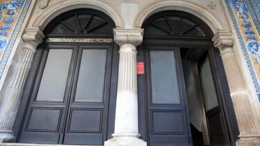 Ameaça cortar "às postas" ex-companheira ao vê-la dançar com outro homem